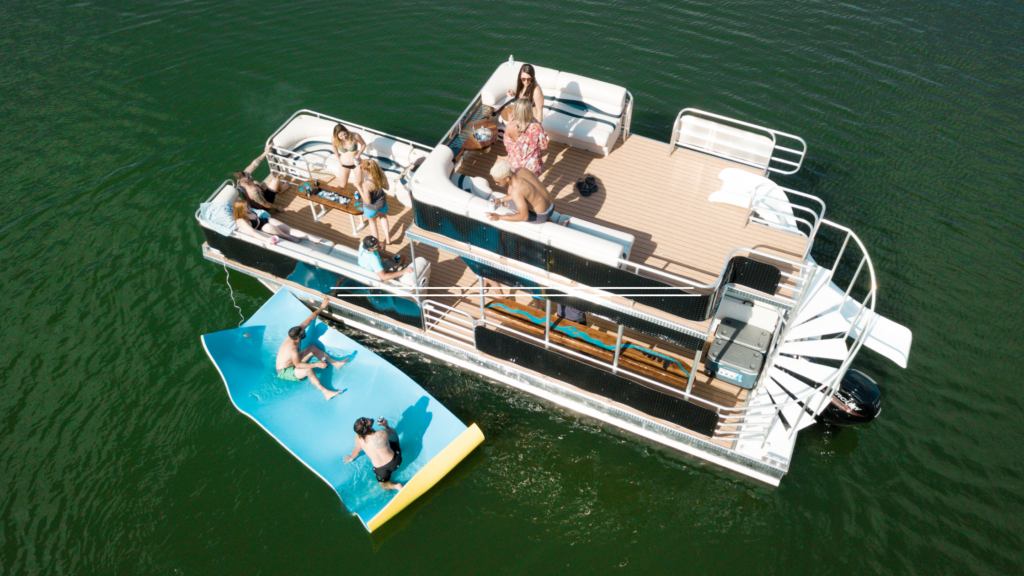 aerial view of nashville toons pontoon on percy priest reservoir 