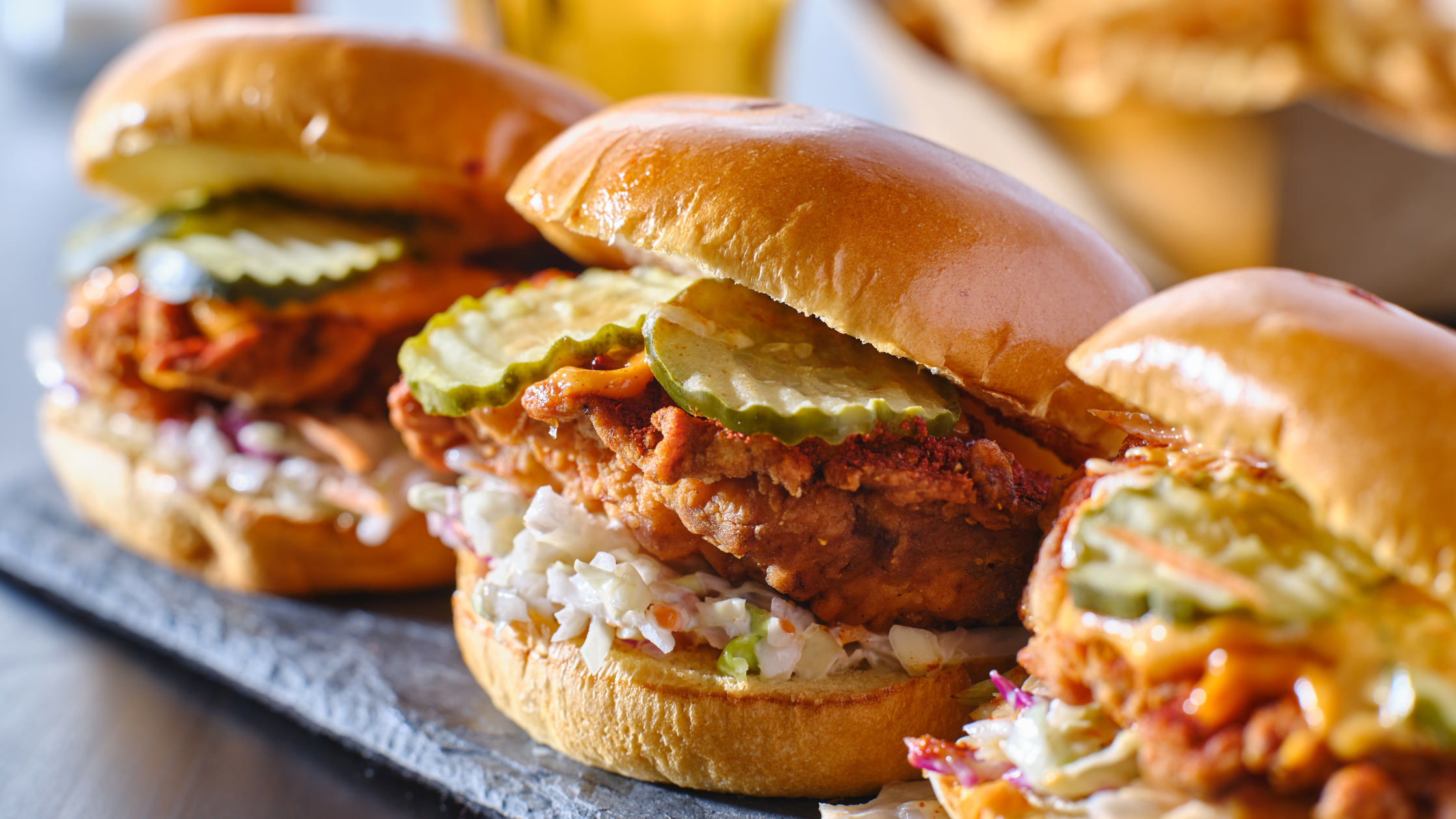 3 hot chicken sandwiches in nashville