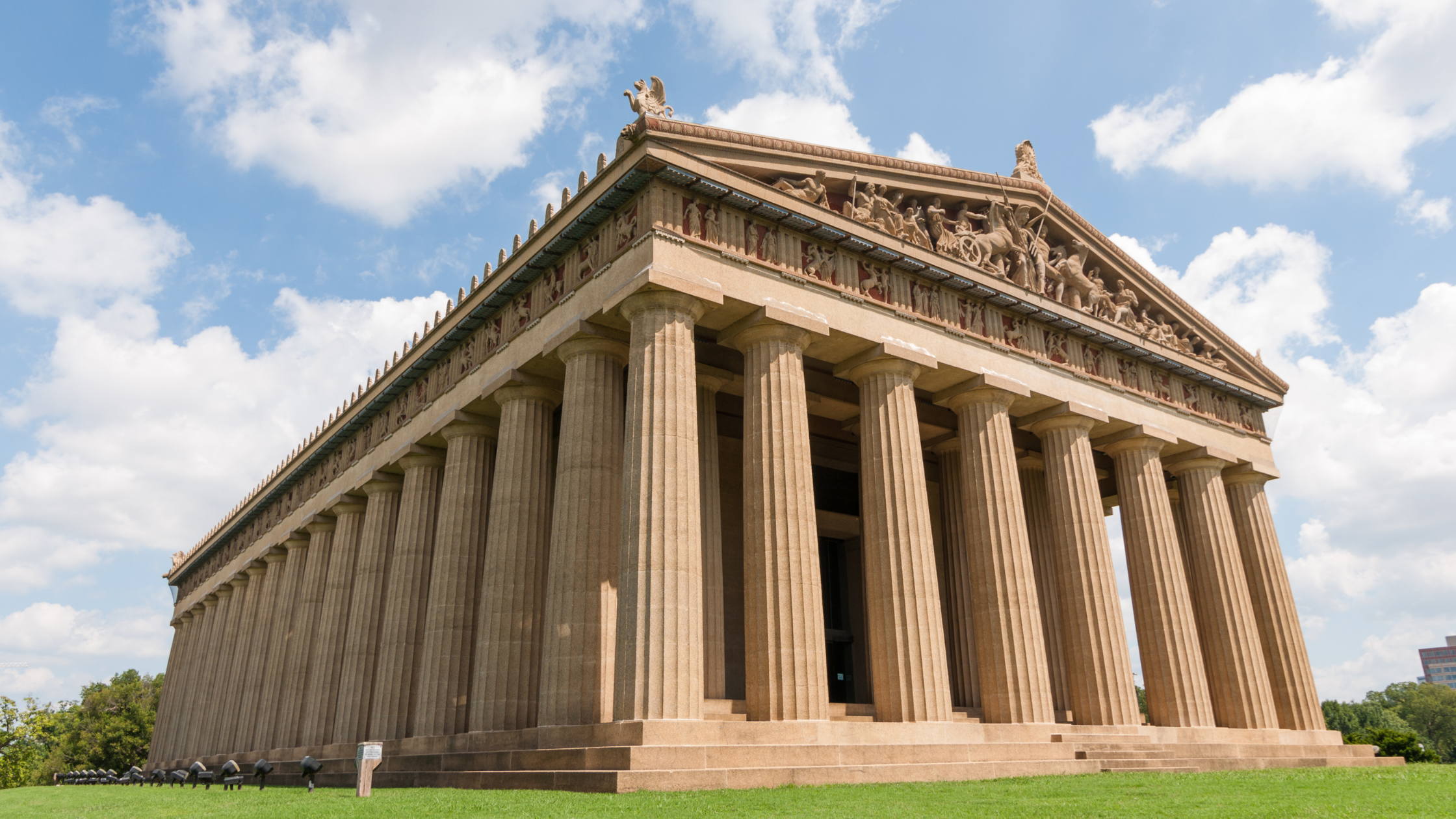 Nashville's parthenon replica in centennial park